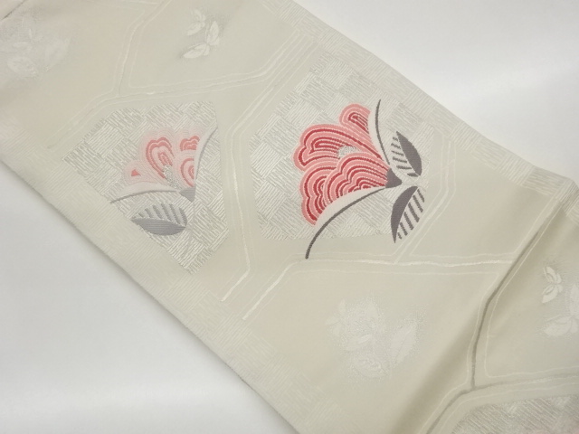 蝶に抽象花葉模様織出し名古屋帯